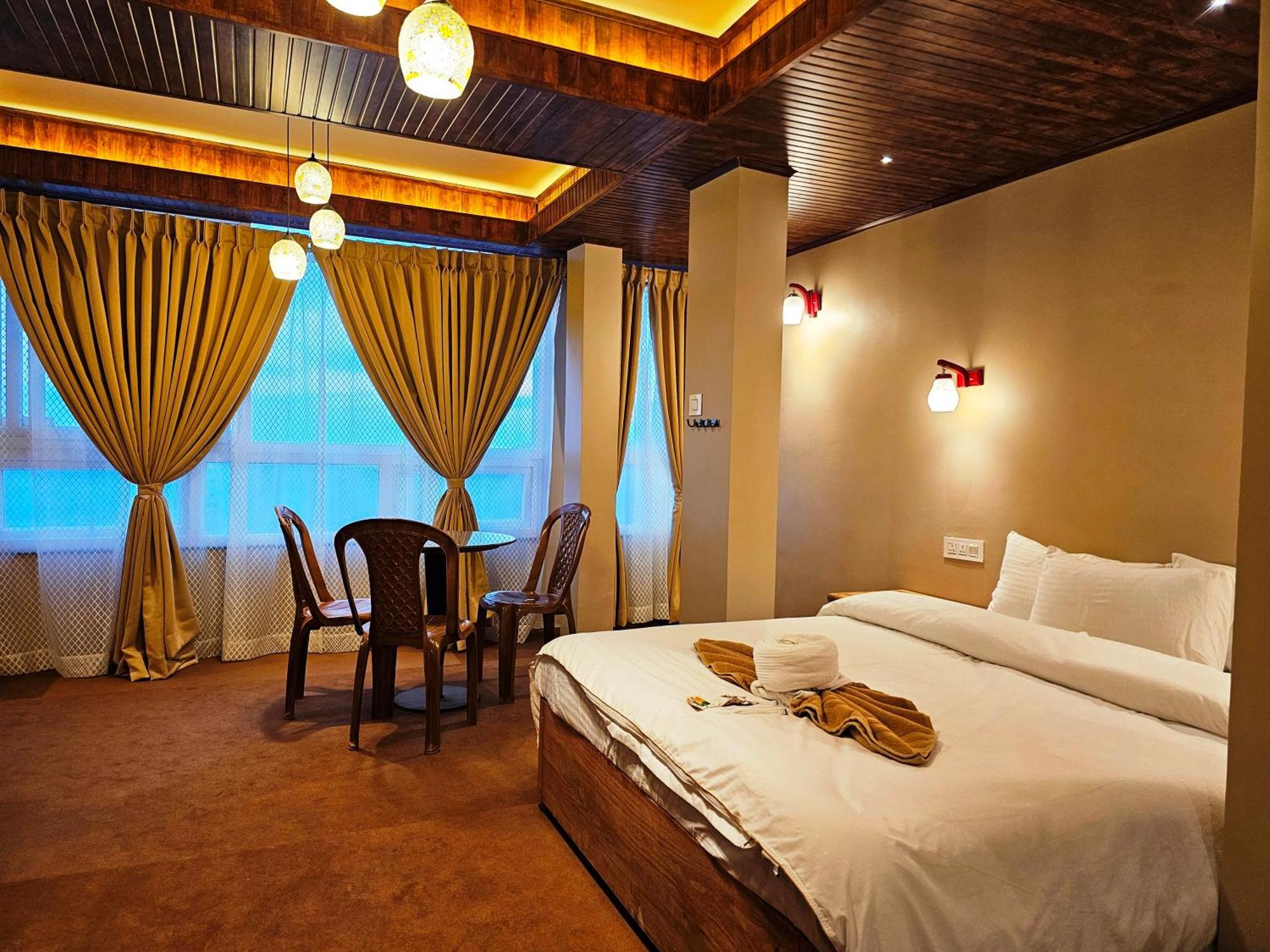 Hotel Golden Orchid Νταρτζίλινγκ Εξωτερικό φωτογραφία