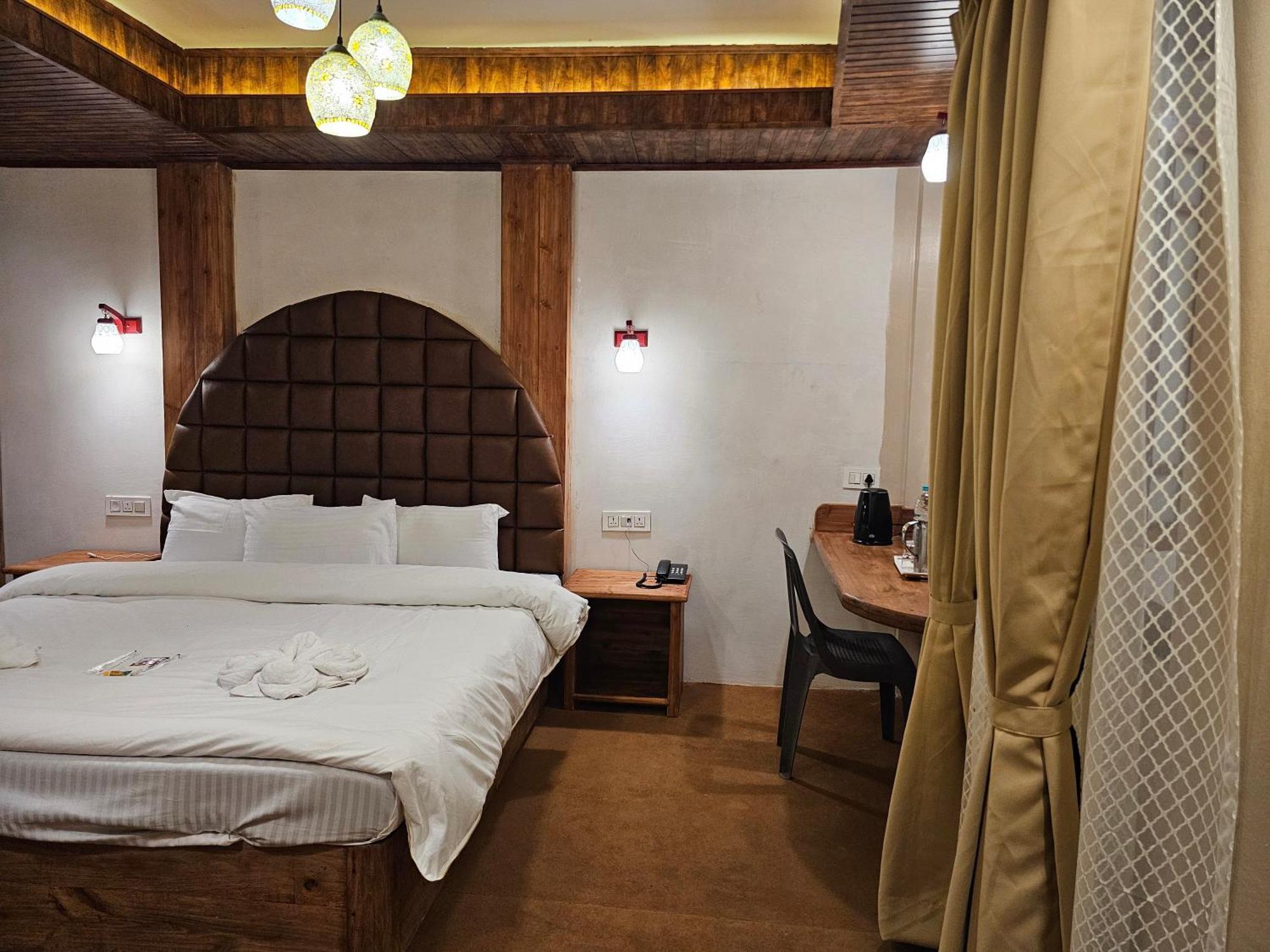 Hotel Golden Orchid Νταρτζίλινγκ Εξωτερικό φωτογραφία